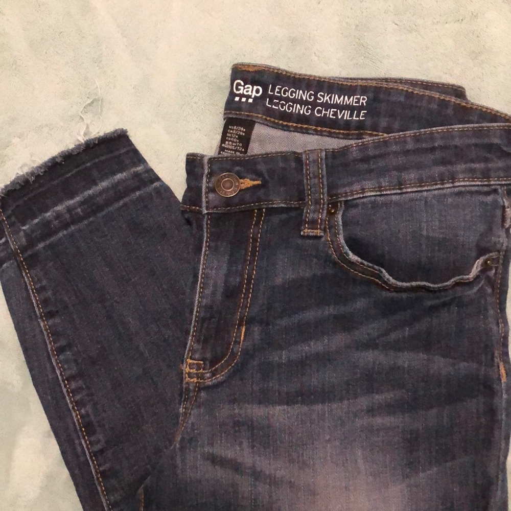 Gap legging skimmer